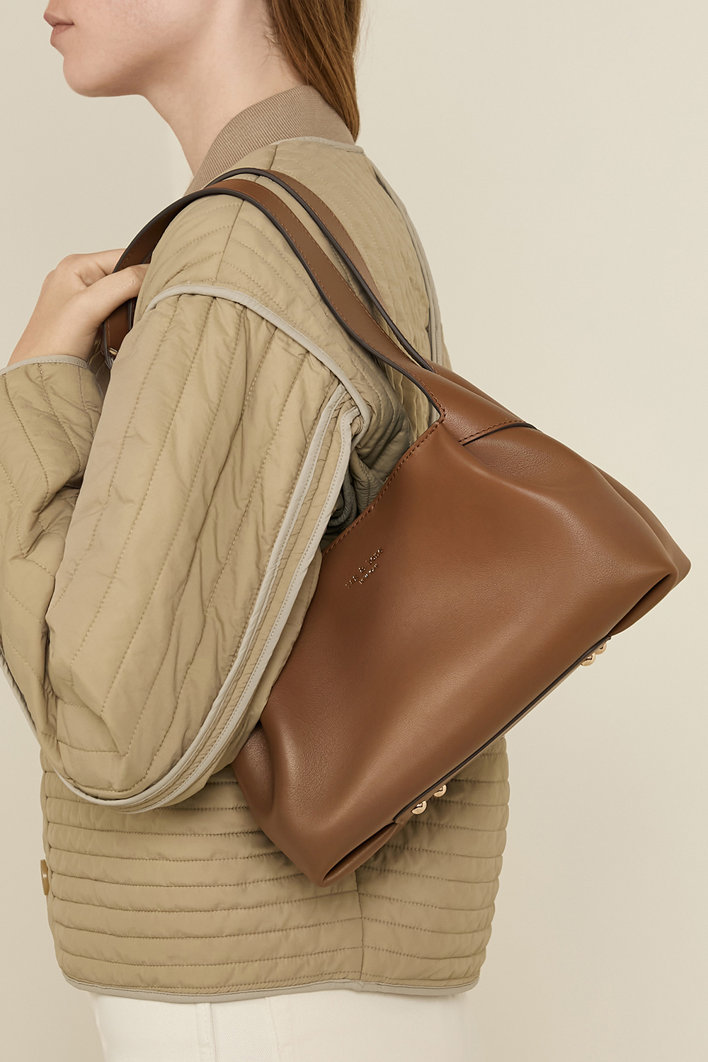 תמונת כל הלוק של תיק